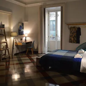 Bed, Book & Breakfast Landolina 3*, CTA Italia