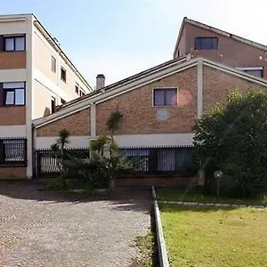 Casa Per Ferie Eremo Santa Rosa Da Lima 2*, Roma Italia